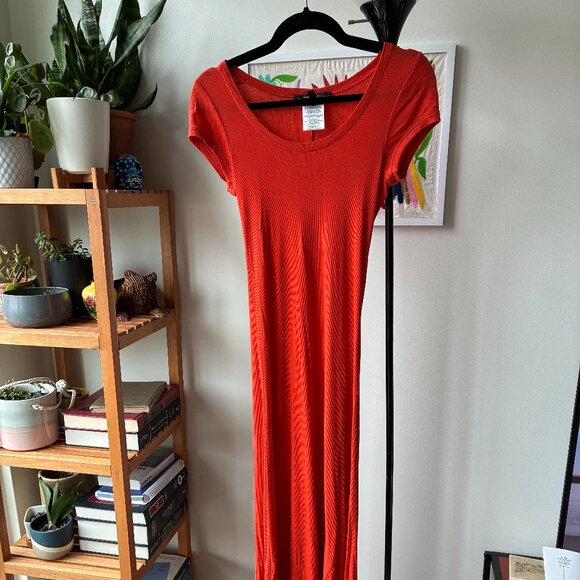 BCBGMaxazria Orange Ribbed Short Sleeve Maxi Dress - Picture 1 of 7